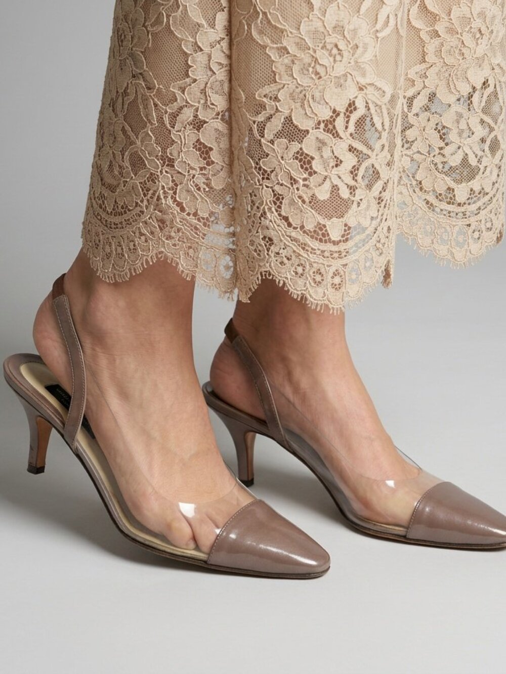 Vintage Bronze Patent Leather Translucent Pointed Toe Kitten Heels Size 8.5